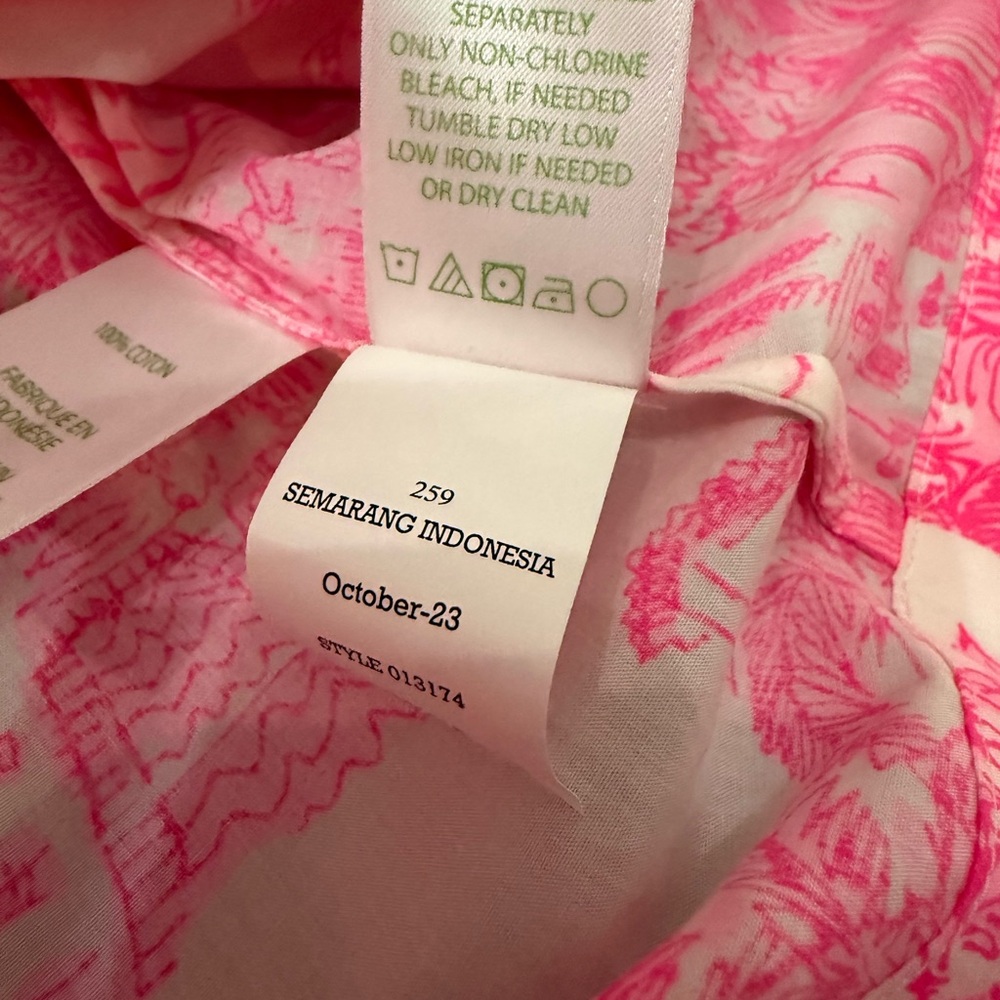 Lilly Pulitzer Vibrant Pink Blouse with Puff Sleeves - Picture 6 of 9